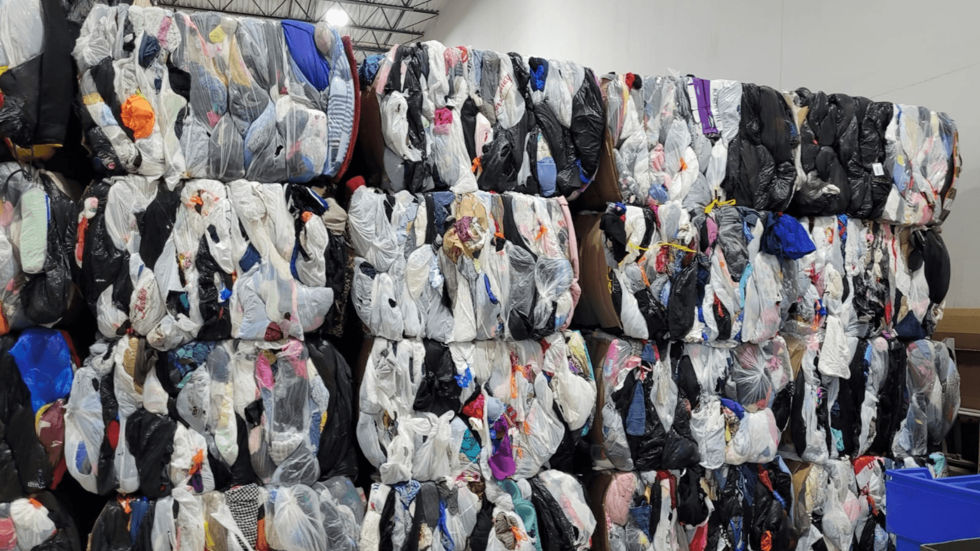 Fresh, Sorted, High-Quality Recycled Textiles 